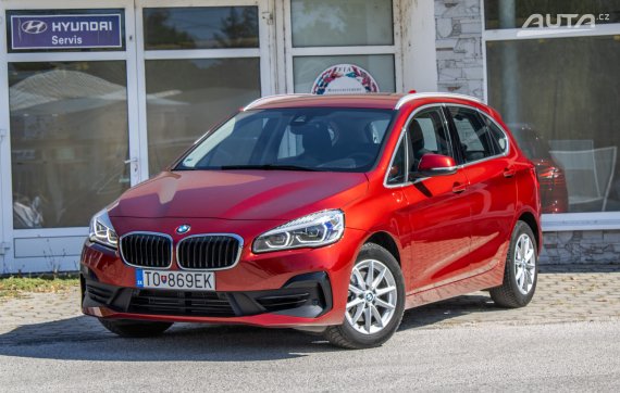 BMW Rad 2 Active Tourer 218i AT/7 103kW / AJ NA SPLÁTKY / PROTIÚČET