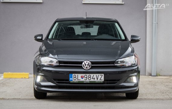 Volkswagen Polo 1.0 TSI OPF Comfortline, 70kW, M5, 5d. / AJ NA SPLÁTKY / PROTIÚČET / 2019 šedá