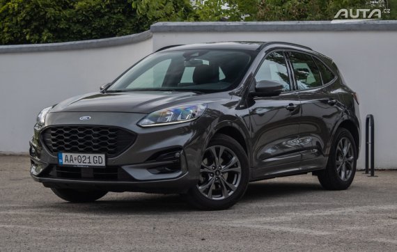 Ford Kuga 112kW CVT/1 4x4 Hybrid / AJ NA SPLÁTKY / PROTIÚČET 2022 - hlavní pohled