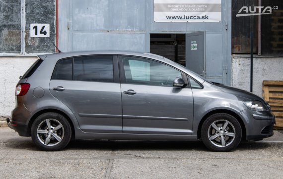 Volkswagen Golf Plus 1.6 75kW (2008) / AJ NA SPLÁTKY / PROTIÚČET / 2008 šedá