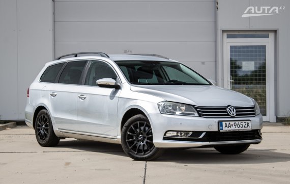 Volkswagen Passat Variant 1.4 TSI, 90kW, M6, ťažné / AJ NA SPLÁTKY / PROTIÚČET / 2012 šedá