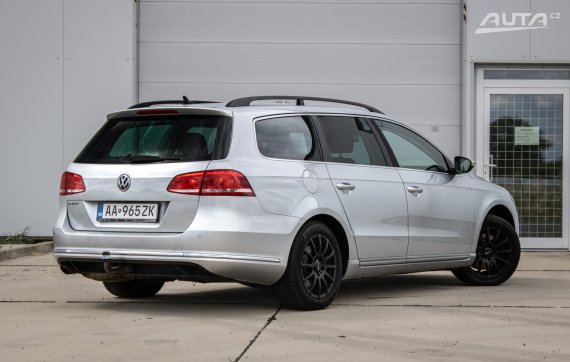 Volkswagen Passat Variant 1.4 TSI, 90kW, M6, ťažné / AJ NA SPLÁTKY / PROTIÚČET / 2012 šedá