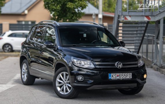 Volkswagen Tiguan 2.0 TDI 4MOTION Lounge / 103kW / M6 / ZÁRUKA / AJ NA SPLÁTKY / PROTIÚČET 2015 černá