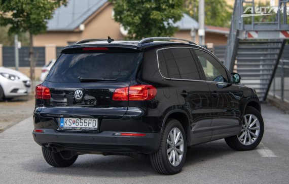 Volkswagen Tiguan 2.0 TDI 4MOTION Lounge / 103kW / M6 / ZÁRUKA / AJ NA SPLÁTKY / PROTIÚČET 2015 černá