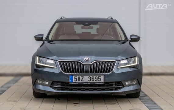 Škoda Superb Laurin Klement 4x4 206kW 2017 AT 2017 šedá