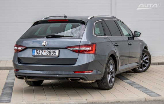 Škoda Superb Laurin Klement 4x4 206kW 2017 AT 2017 šedá