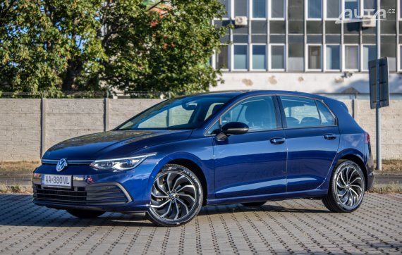 Volkswagen Golf 8 1.5 TSI MT/6 96kW / AJ NA SPLÁTKY / PROTIÚČET 2020 - hlavní pohled
