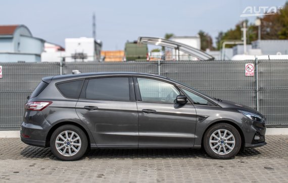Ford S-Max 2021 110kW 2021 šedá