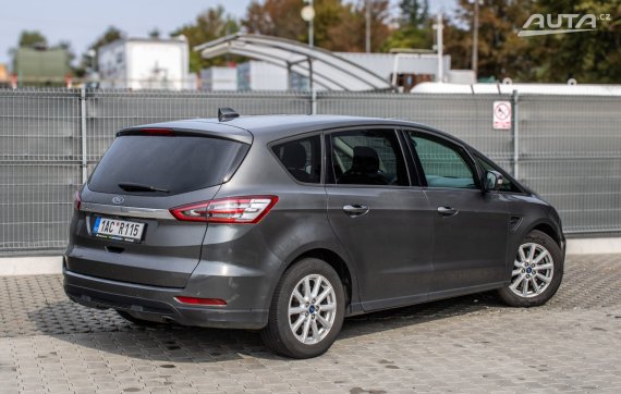 Ford S-Max 2021 110kW 2021 šedá
