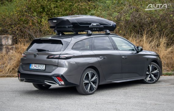 Peugeot 308 SW 1.5 BlueHDi GT Line / 96kW / A8 / ZÁRUKA / AJ NA SPLÁTKY / PROTIÚČET/ MATRIX 2022 šedá
