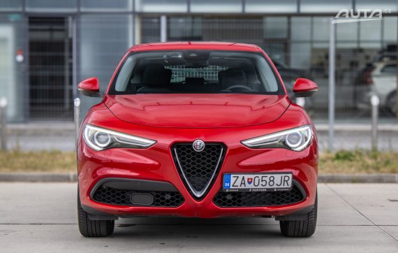 Alfa Romeo Stelvio 2.0 280k Super Q4 AT/8 206kW / AJ NA SPLÁTKY / PROTIÚČET 2017 červená