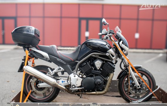 Yamaha BT 1100 Bulldog / AJ NA SPLÁTKY / PROTIÚČET 2002 černá