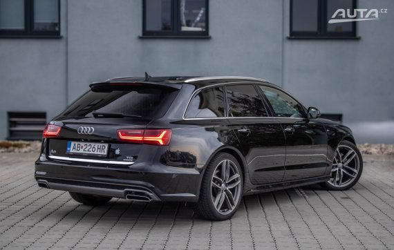 Audi A6 Avant 3.0 TDI 272k Quattro S tronic AT/7 / AJ NA SPLÁTKY / PROTIÚČET 2017 černá
