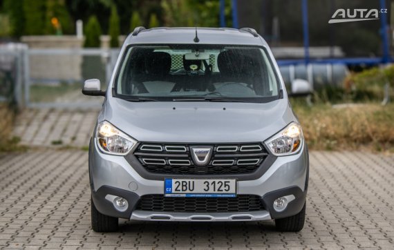 Dacia Lodgy 7 2021 85kW 2021 šedá