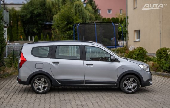 Dacia Lodgy 7 2021 85kW 2021 šedá