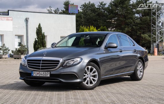 Mercedes-Benz E trieda Sedan 220 D 2016 - hlavní pohled