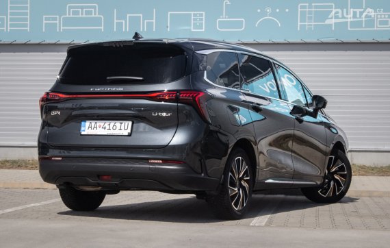 Dongfeng U-TOUR 1.5 T, 130kW, AT7, 7-miestne / 6r. ZÁRUKA / AJ NA SPLÁTKY / PROTIÚČET / 2024 šedá