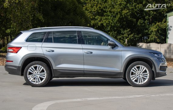 Škoda Kodiaq 2.0 TSI Style 4x4 DSG, 140kW, A7 / AJ NA SPLÁTKY / PROTIÚČET / 2020 šedá