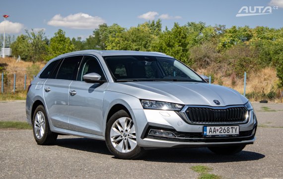 Škoda Octavia Combi 1.5 TSI e-TEC Style DSG, 110kW, A7 / AJ NA SPLÁTKY / PROTIÚČET / 2021 šedá