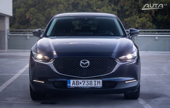 Mazda CX-30 E-Skyactiv G150, 110kW, M6 / AJ NA SPLÁTKY / PROTIÚČET / 2021 modrá