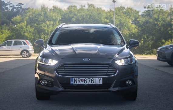 Ford Mondeo Combi 2.0 TDCi Duratorq, 110kW, M6 / AJ NA SPLÁTKY / PROTIÚČET / 2015 šedá