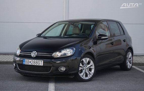 Volkswagen Golf 2.0 TDI Highline 4x4, 103kW (2009) / AJ NA SPLÁTKY / PROTIÚČET / 2009 - hlavní pohled