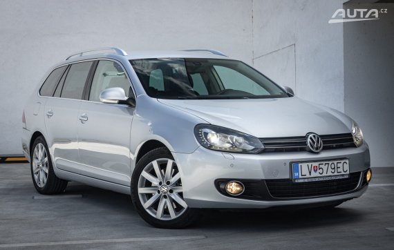 Volkswagen Golf Variant 1.6 TDI Highline 4-Motion, 77kW, M6 / AJ NA SPLÁKY / PROTIÚČET / 2012 stříbrná metalíza