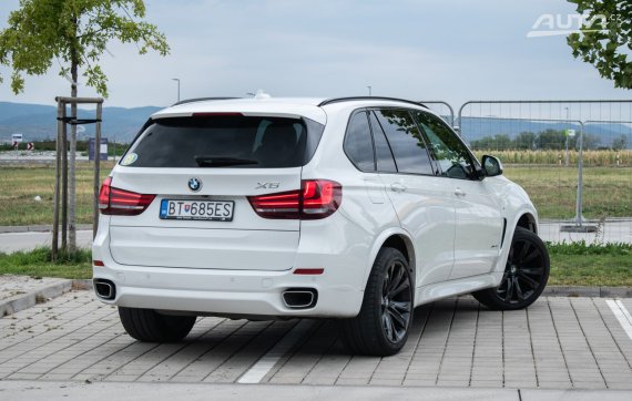 BMW X5 xDrive40d A/T, 230kW (2017) / AJ NA SPLÁTKY / PROTIÚČET / 2017 bílá