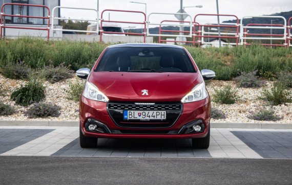 Peugeot 208 1.6 THP GTI, 153kW (2017) / AJ NA SPLÁTKY / PROTIÚČET / 2017 červená