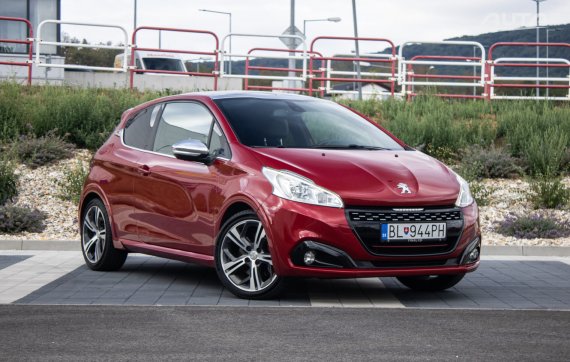 Peugeot 208 1.6 THP GTI, 153kW (2017) / AJ NA SPLÁTKY / PROTIÚČET / 2017 červená