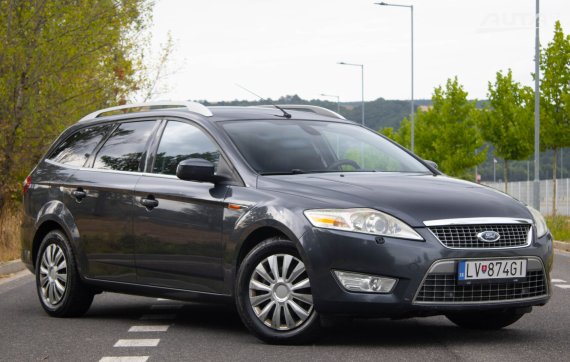 Ford Mondeo Combi 2.0 TDCi 2009 šedá