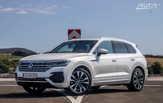 Volkswagen Touareg 3.0 V6 TDI SCR 286k 4Motion Tiptronic 210kW AT/8 / AJ NA SPLÁTKY / PROTIÚČET 2022 - hlavní pohled