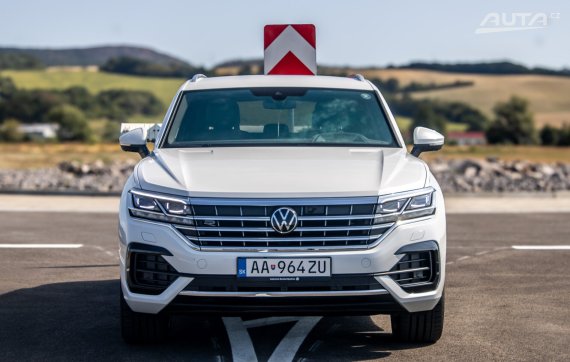 Volkswagen Touareg 3.0 V6 TDI SCR 286k 4Motion Tiptronic 210kW AT/8 / AJ NA SPLÁTKY / PROTIÚČET 2022 bílá