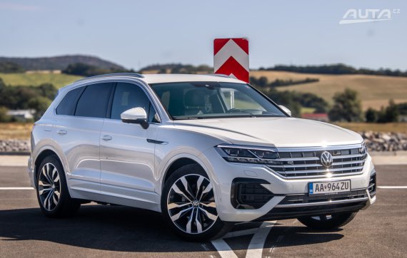 Volkswagen Touareg 3.0 V6 TDI SCR 286k 4Motion Tiptronic 210kW AT/8 / AJ NA SPLÁTKY / PROTIÚČET 2022 bílá