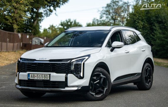 Kia Sportage 1.6 CRDi mHEV Platinum / 100kw / A7 / ZÁRUKA / AJ NA SPLÁTKY / PROTIÚČET 2025 - hlavní pohled