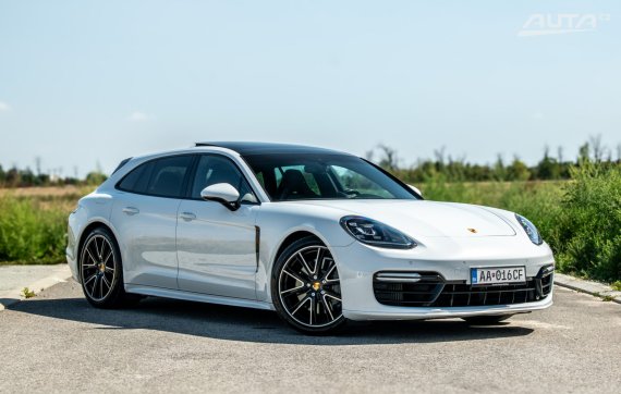Porsche Panamera 4S Sport Tourismo 324kW CVT/1 2018 / AJ NA SPLÁTKY / PROTIÚČET 2018 bílá