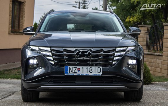 Hyundai Tucson 1.6 T-GDi 48V MHEV Premium 4x4 A/T, 132kW, A7 / AJ NA SPLÁTKY / PROTIÚČET 2022 šedá