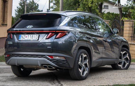 Hyundai Tucson 1.6 T-GDi 48V MHEV Premium 4x4 A/T, 132kW, A7 / AJ NA SPLÁTKY / PROTIÚČET 2022 šedá