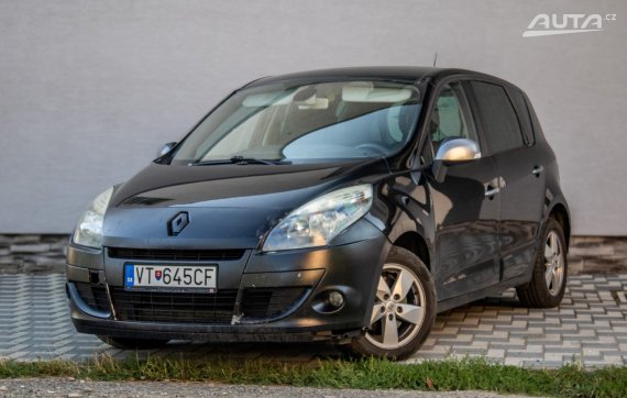 Renault Mégane Scénic 3 96kW MT/6 2011 / AJ NA SPLÁTKY / PROTIÚČET 2011 - hlavní pohled