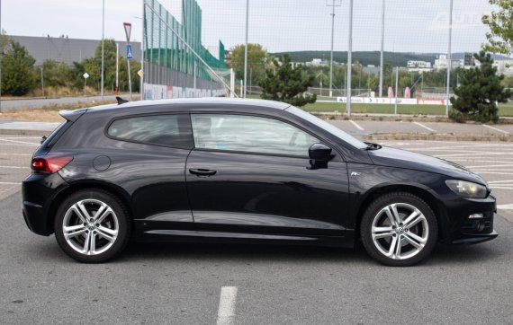 Volkswagen Scirocco 1.4 TSI / 90kW / M6 / ZÁRUKA / AJ NA SPLÁTKY / PROTIÚČET 2012 černá
