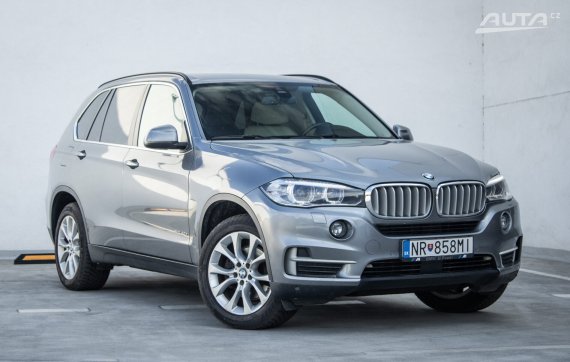 BMW X5 xDrive40e A/T, 155kW, A7 / AJ NA SPLÁTKY / PROTIÚČET / 2016 šedá