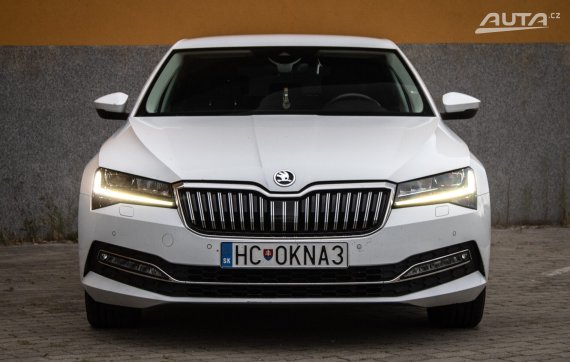 Škoda Superb 2.0 TDI SCR Style DSG, 147kW, A7 / AJ NA SPLÁTKY / PROTIÚČET / 2022 bílá