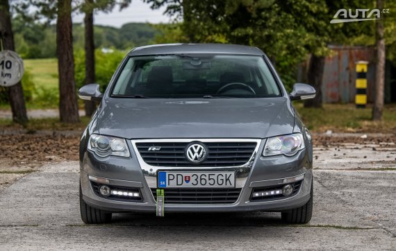 Volkswagen Passat 2.0 TDI 103kW / AJ NA SPLÁTKY / PROTIÚČET 2007 šedá