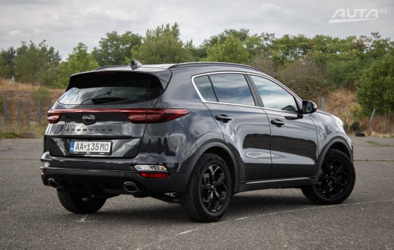Kia Sportage 1.6 CRDi +48V MHEV Black Edition A/T, 100kW / AJ NA SPLÁTKY / PROTIÚČET 2021 šedá