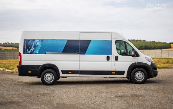 Citroën Jumper Furgon 2.0 BlueHDi L4H2, 120kW, M6 / AJ NA SPLÁTKY / PROTIÚČET / 2018 bílá