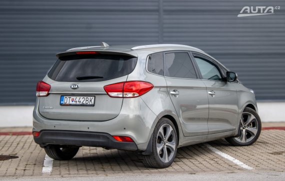 Kia Carens 1.7 CRDi 104kW AT/7 2016 / AJ NA SPLÁTKY / PROTIÚČET 2016 šedá