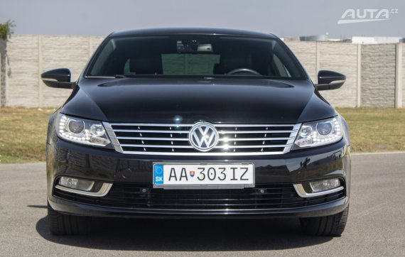 Volkswagen CC 1.4 TSI BlueMotion Technology, 118 kW, A7 / AJ NA SPLÁTKY / PROTIÚČET / 2013 černá