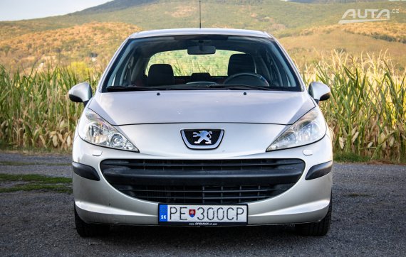 Peugeot 207 1.6 HDi, 66kW, M5, 5d. / AJ NA SPLÁTKY / PROTIÚČET / 2007 šedá