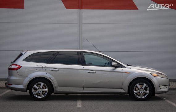 Ford Mondeo Combi 1.8 TDCi, 92kW, M6 / AJ NA SPLÁTKY / PROTIÚČET / 2009 šedá