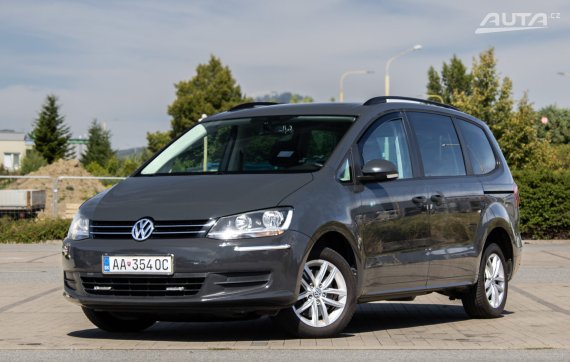 Volkswagen Sharan 2.0 TDI BMT Trendline / 103kW / M6 / ZÁRUKA / AJ NA SPLÁTKY / PROTIÚČET 2012 - hlavní pohled